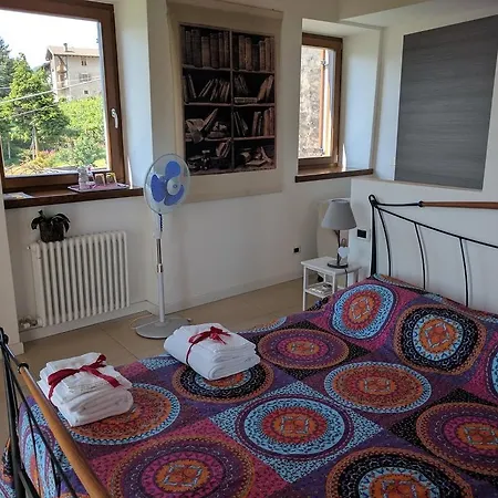 Le Tre Chiavi Bed & Breakfast Isera